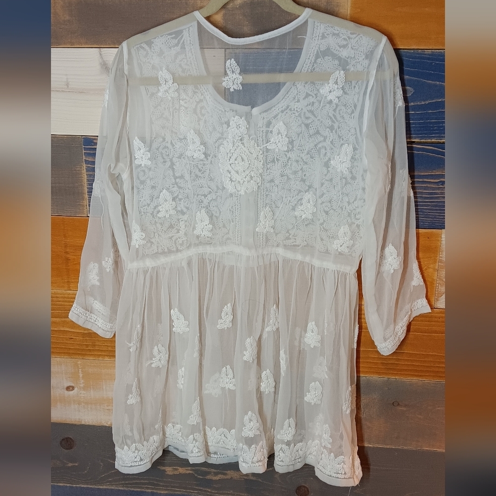 Kurti Top Ivory M Embroided Swing Top - Picture 5 of 7